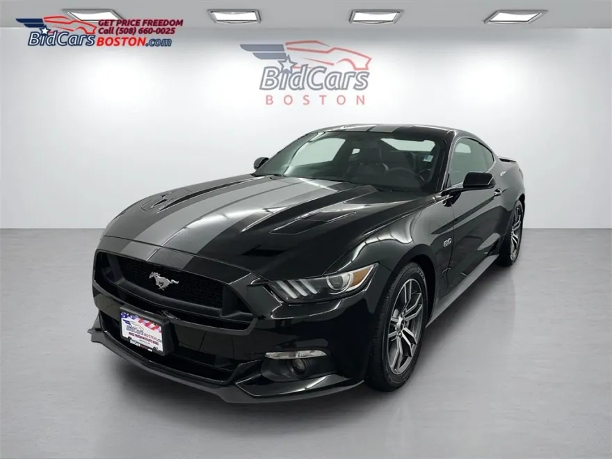 2017 Ford Mustang GT Premium photo 1