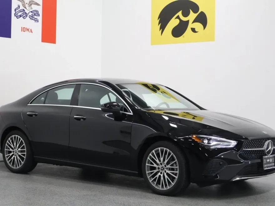 2025 Mercedes Benz CLA 250 4MATIC photo 1