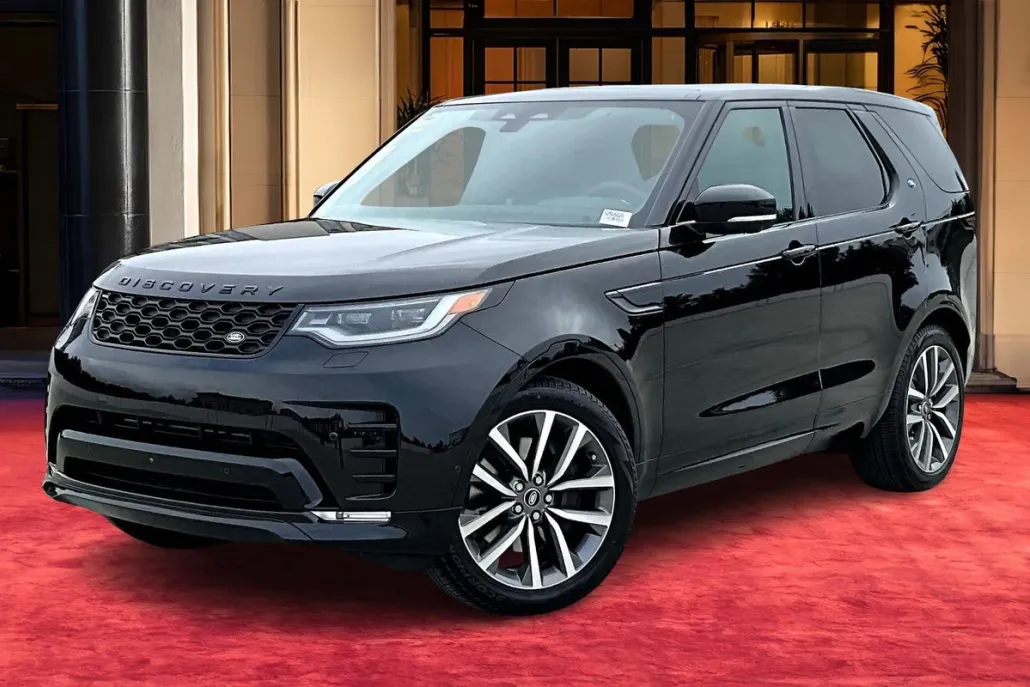2025 Land Rover Discovery P360 Dynamic SE photo 1