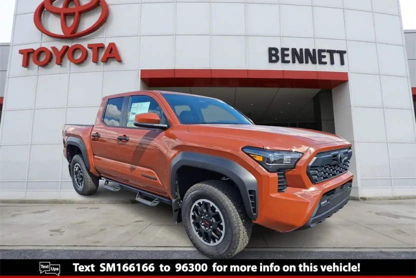 2025 Toyota Tacoma TRD Off-Road Double Cab photo 1