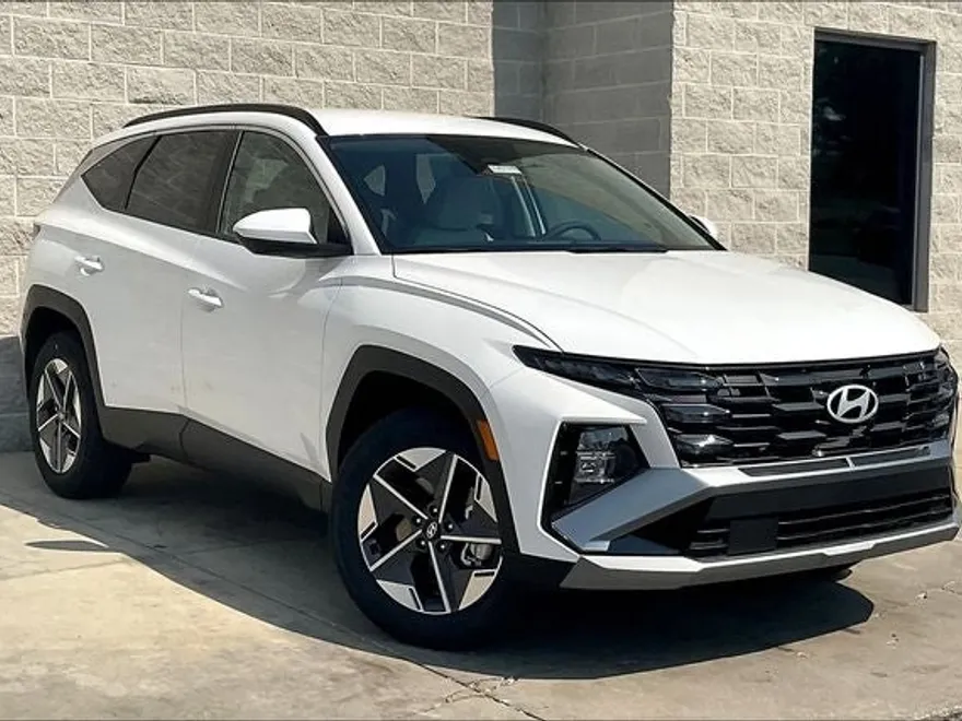 2025 Hyundai Tucson SEL photo 1