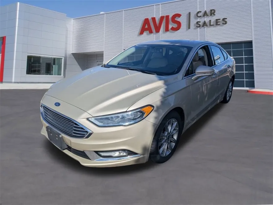 2017 Ford Fusion SE photo 1