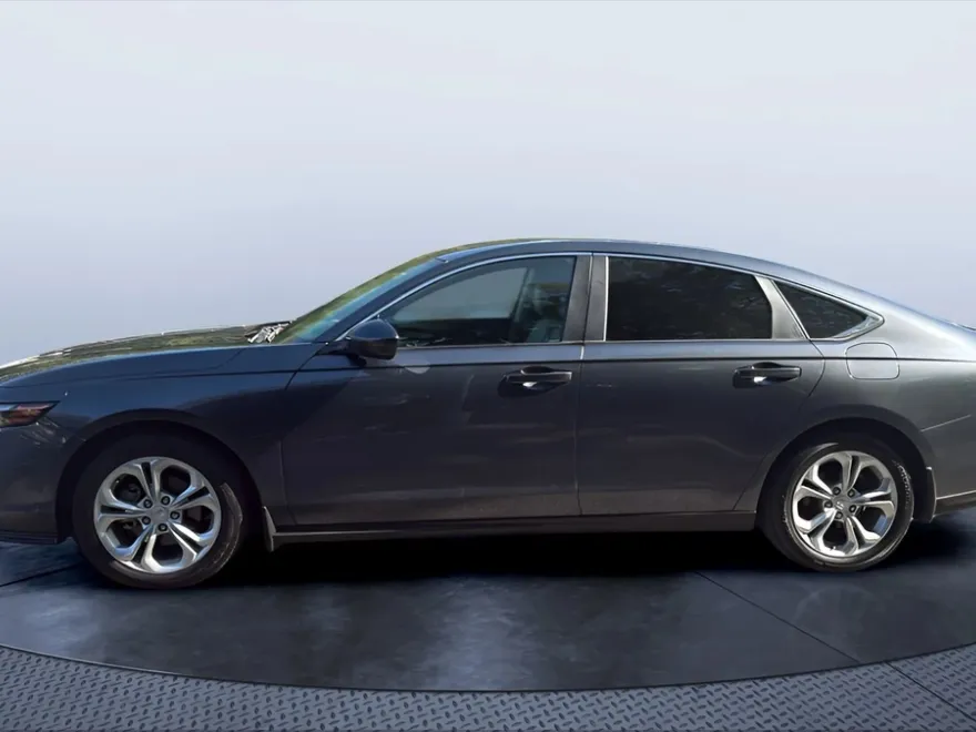 2023 Honda Accord LX photo 1