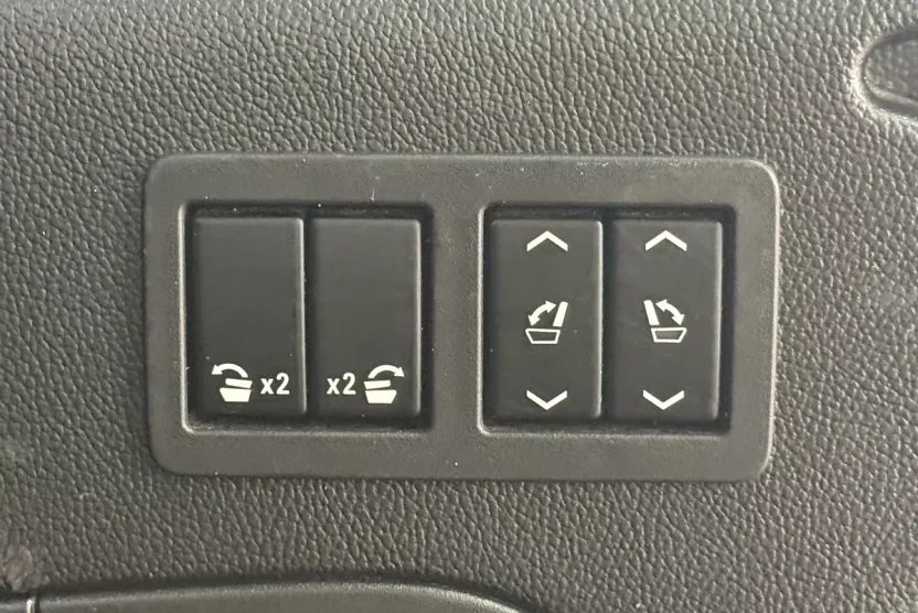2015 Gmc Yukon XL SLT photo 1