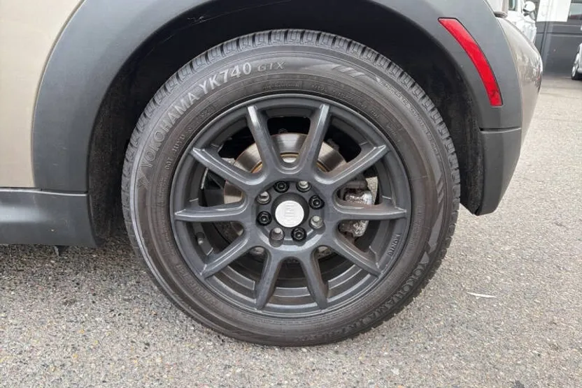 2013 Mini Cooper Hardtop photo 1