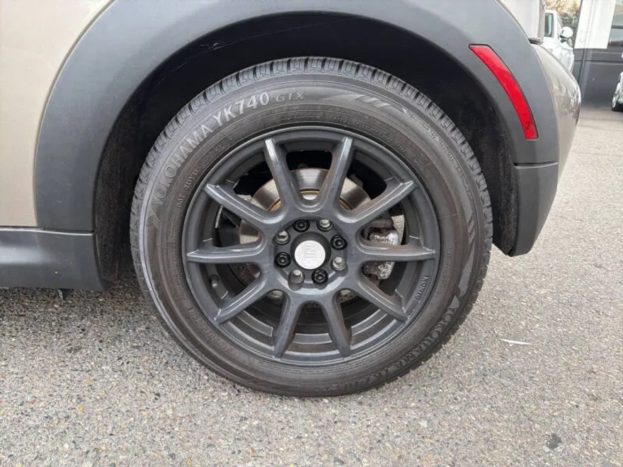 2013 Mini Cooper Hardtop photo 1