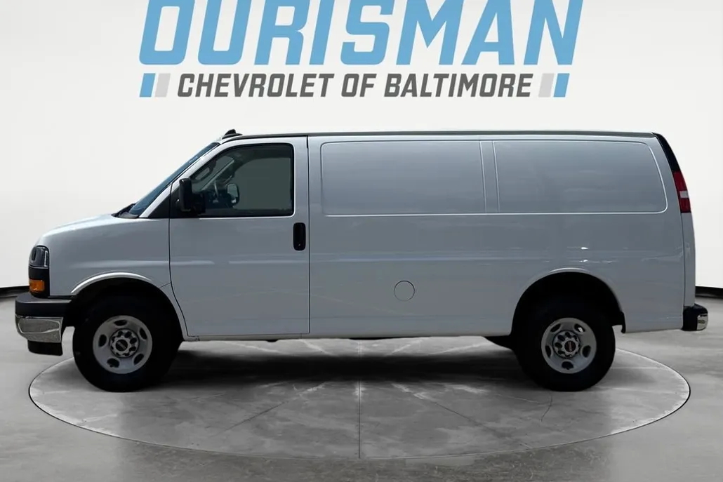 2023 Gmc Savana Cargo 2500 photo 1