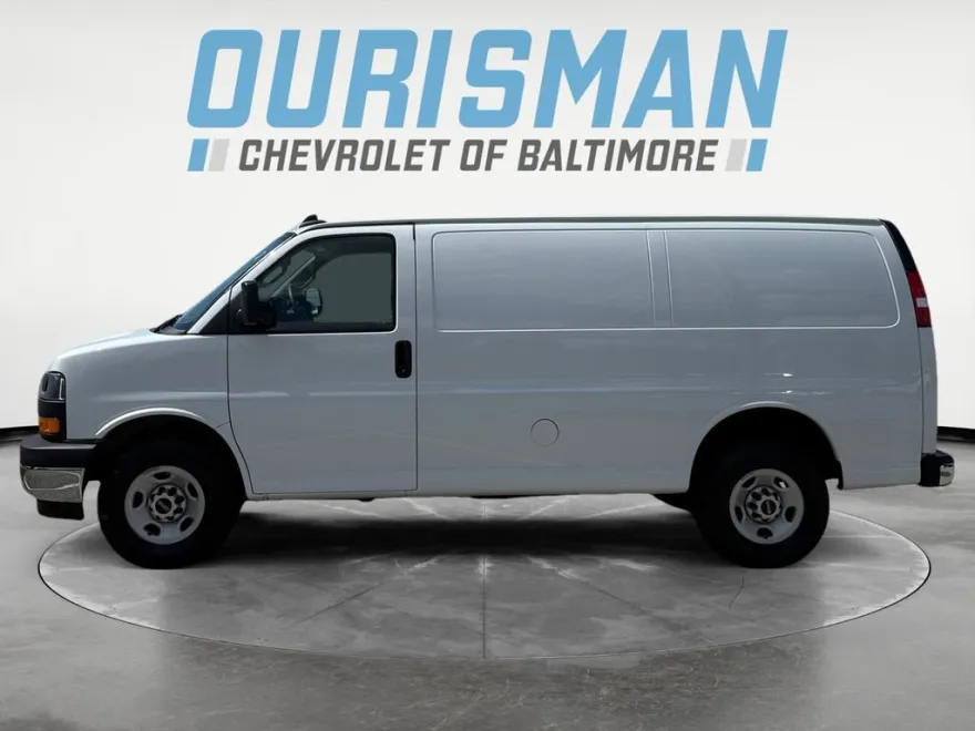 2023 Gmc Savana Cargo 2500 photo 1
