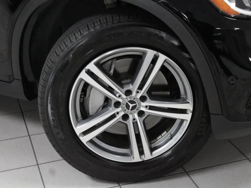 2022 Mercedes Benz GLC 300 4MATIC photo 1