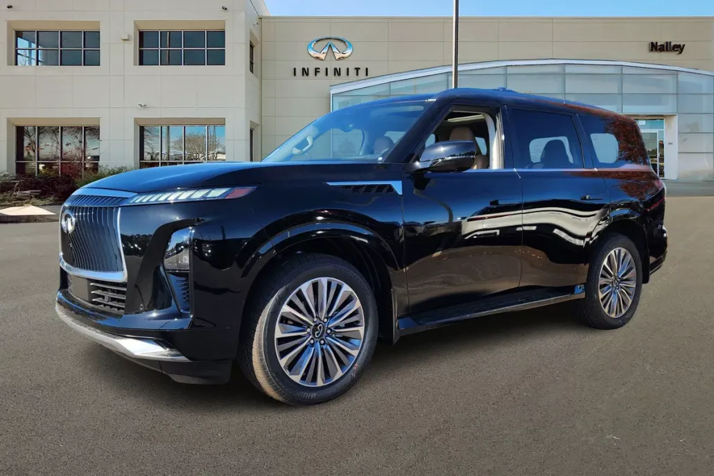 2025 Infiniti QX80 Luxe photo 1