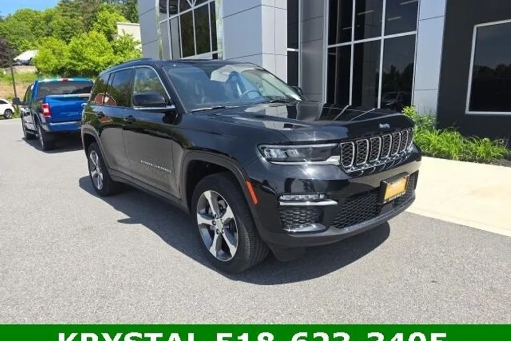 2023 Jeep Grand Cherokee 4xe photo 1