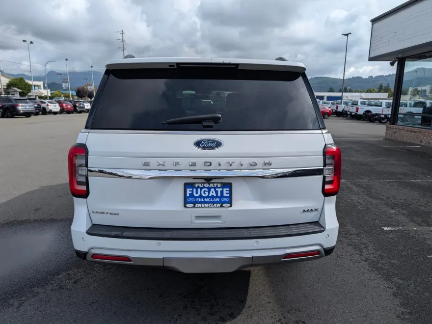 2023 Ford Expedition MAX Limited photo 1