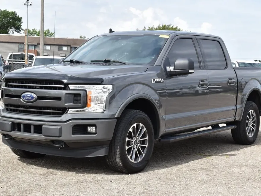 2020 Ford F-150 XLT photo 1