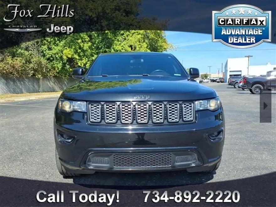 2021 Jeep Grand Cherokee Laredo X photo 1