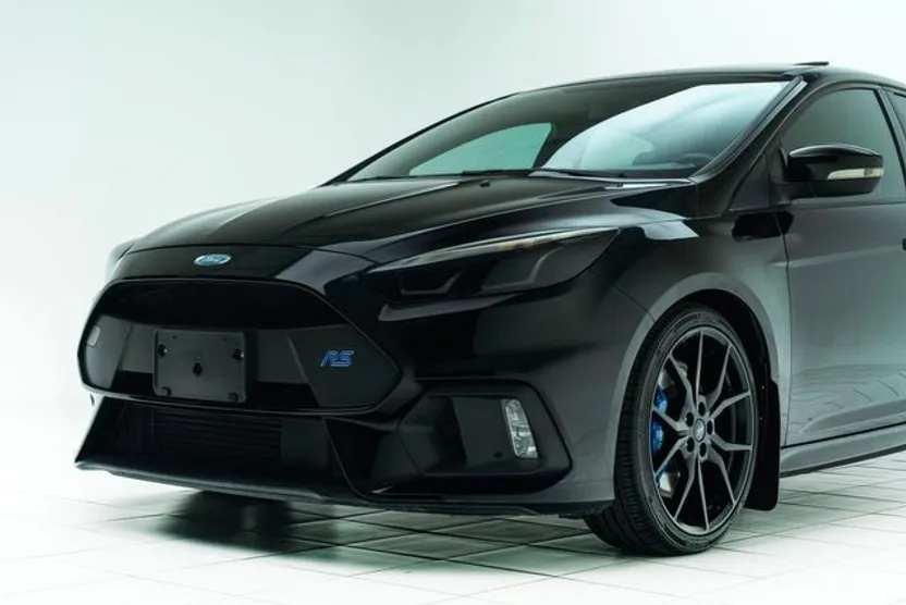 2017 Ford Focus RS photo 1