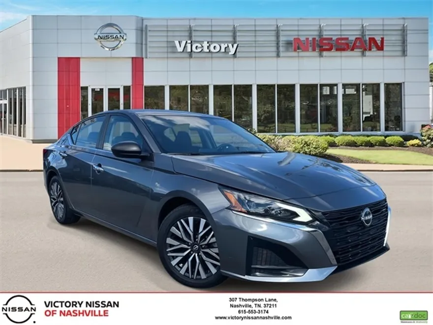 2024 Nissan Altima 2.5 SV photo 1