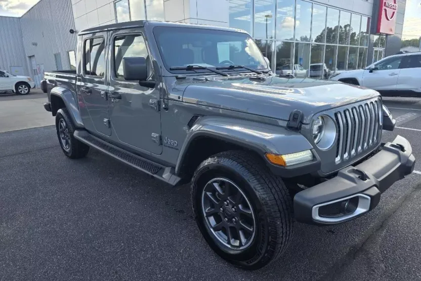 2021 Jeep Gladiator Overland photo 1