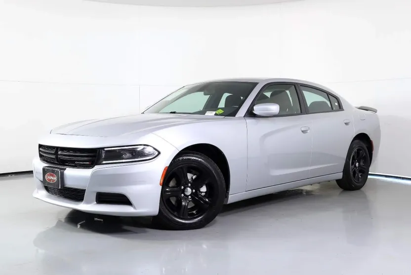 2022 Dodge Charger SXT photo 1
