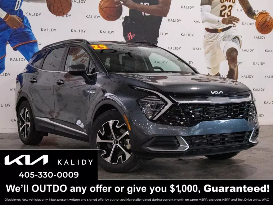 2025 Kia Sportage EX photo 1
