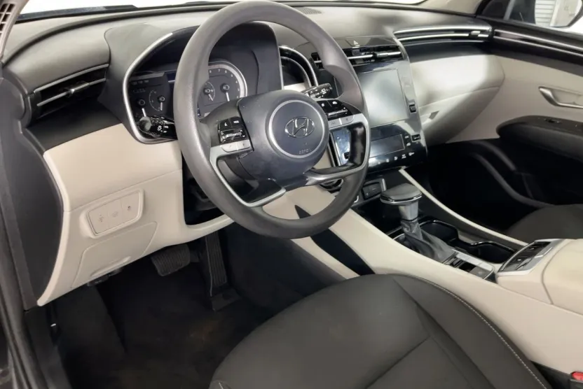 2024 Hyundai Tucson SEL photo 1