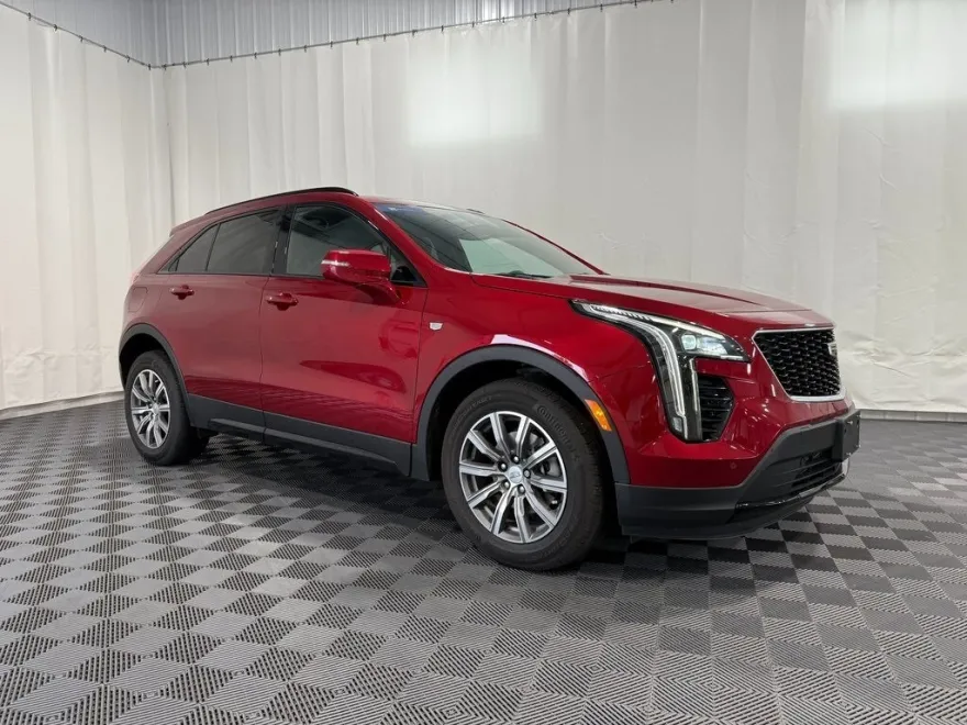 2023 Cadillac XT4 Sport photo 1