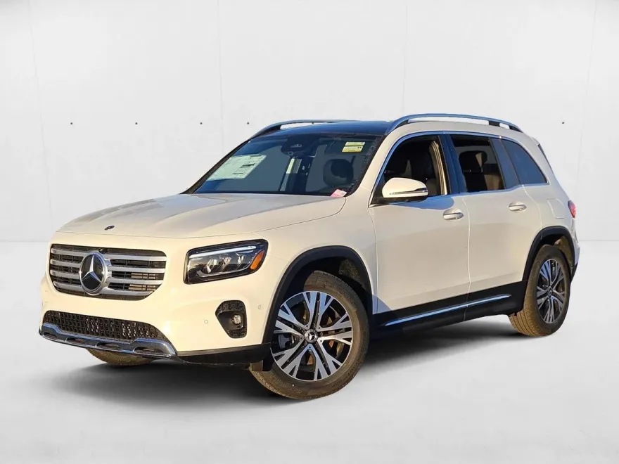 2025 Mercedes Benz GLB 250 photo 1