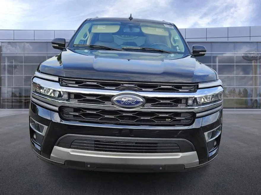 2024 Ford Expedition Limited photo 1