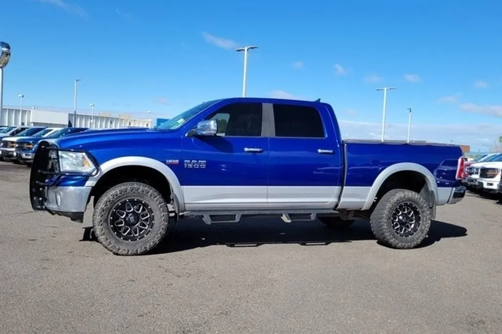 2015 Ram 1500 Laramie photo 1