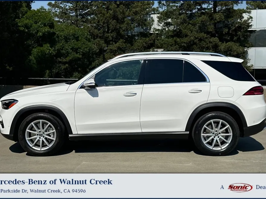 2025 Mercedes Benz GLE 450e 4MATIC photo 1