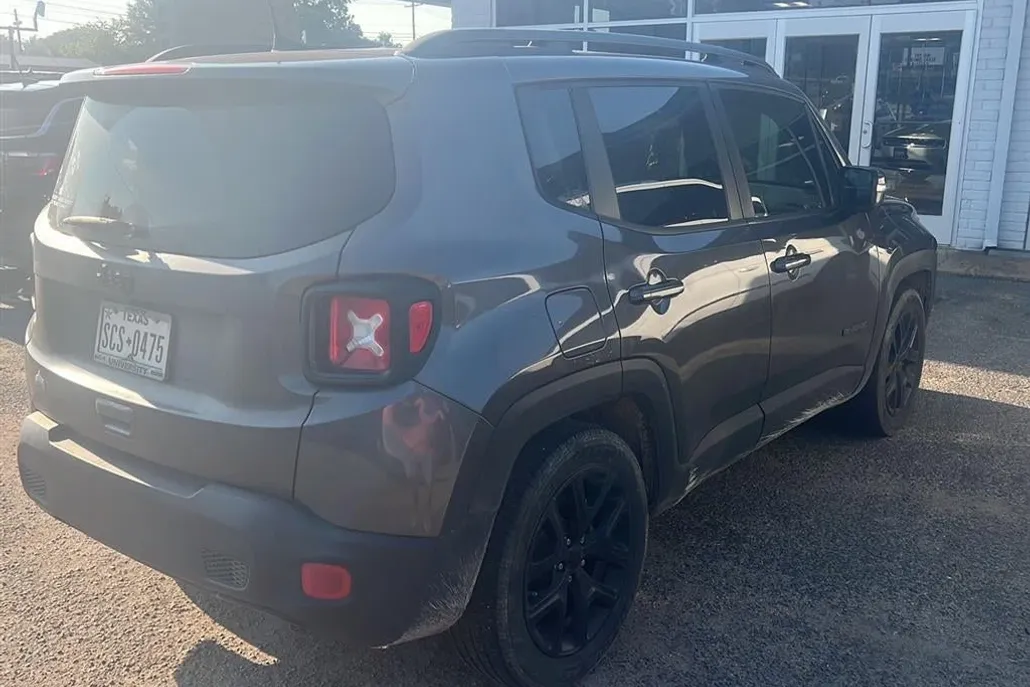 2018 Jeep Renegade Latitude North Edition photo 1