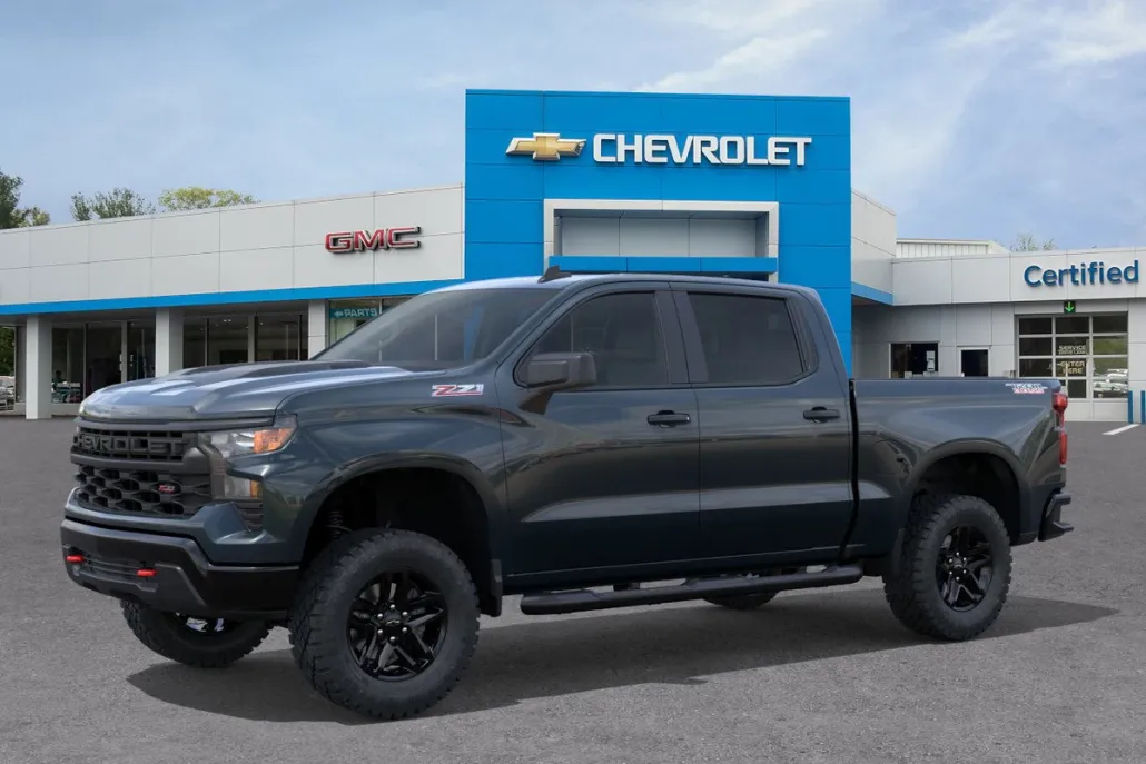 2026 Chevrolet Silverado Trail Boss Custom photo 1