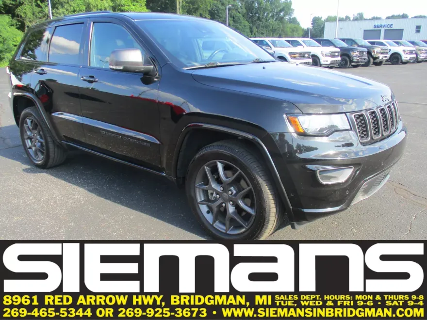 2021 Jeep Grand Cherokee Anniversary Edition photo 1