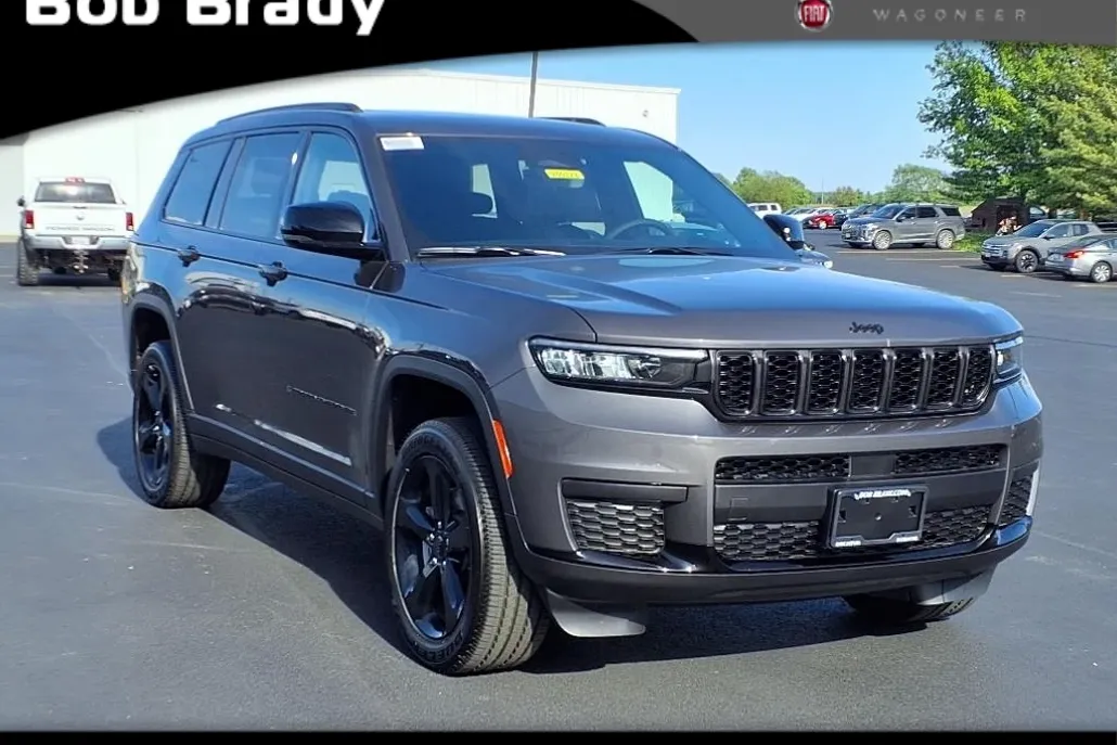 2025 Jeep Grand Cherokee Altitude X photo 1