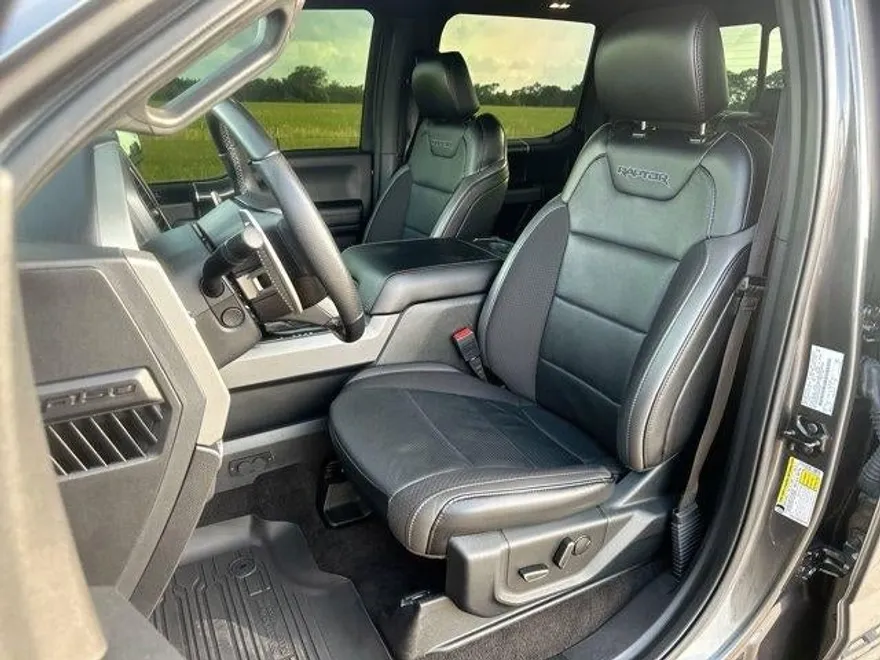 2020 Ford F-150 Raptor photo 1
