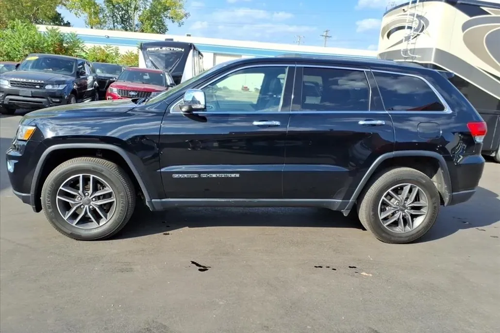 2019 Jeep Grand Cherokee Limited photo 1