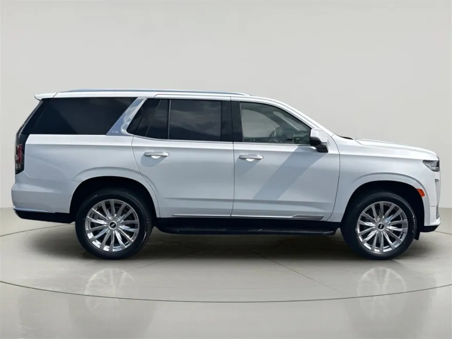 2024 Cadillac Escalade Premium Luxury photo 1