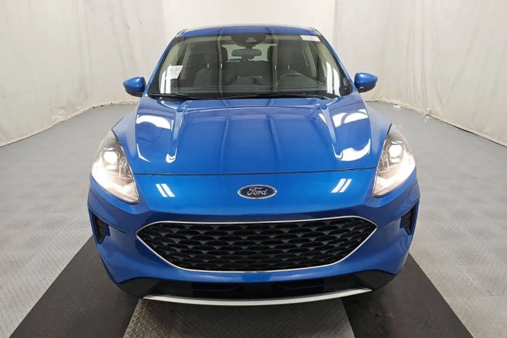 2020 Ford Escape SE photo 1