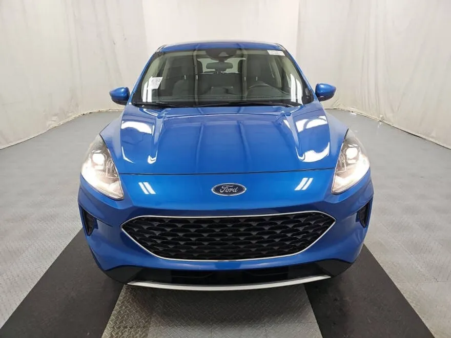 2020 Ford Escape SE photo 1