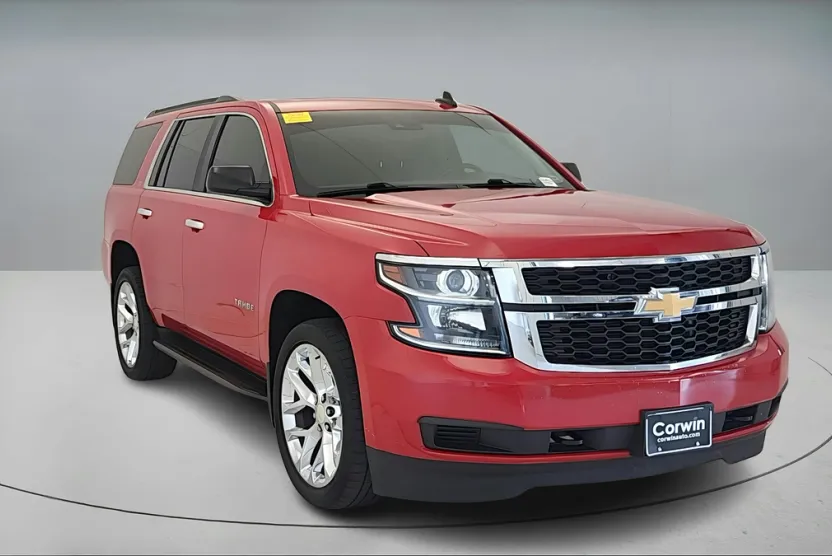 2018 Chevrolet Tahoe LT photo 1