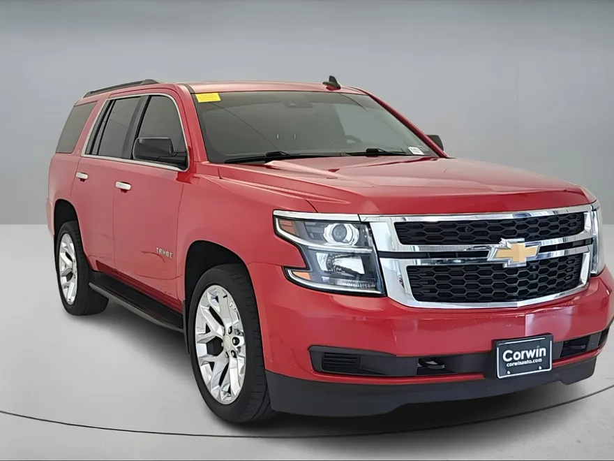 2018 Chevrolet Tahoe LT photo 1