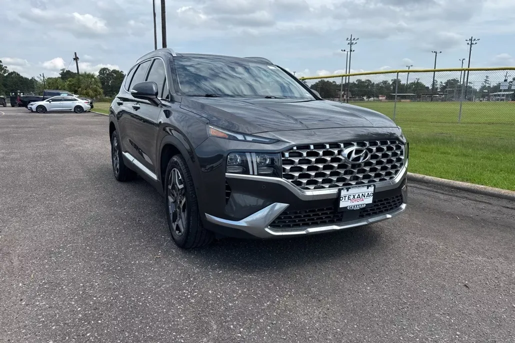 2022 Hyundai Santa Fe Limited photo 1