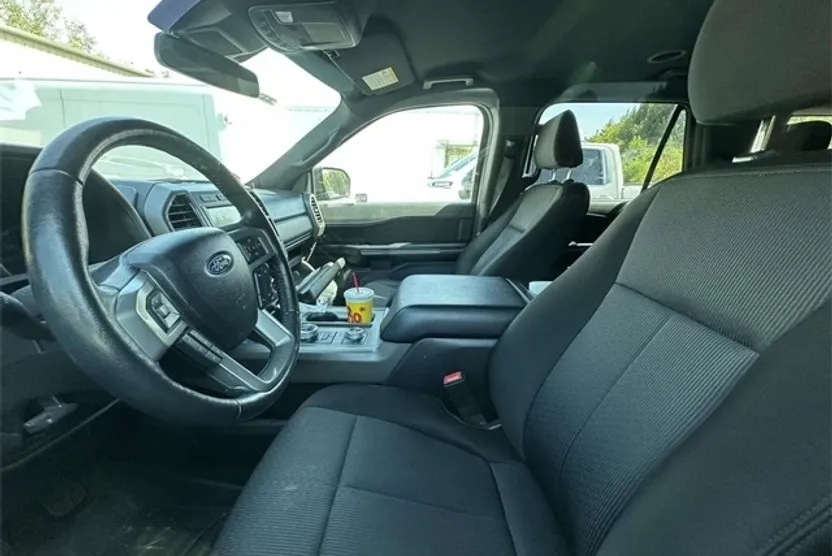 2021 Ford Expedition MAX XLT photo 1