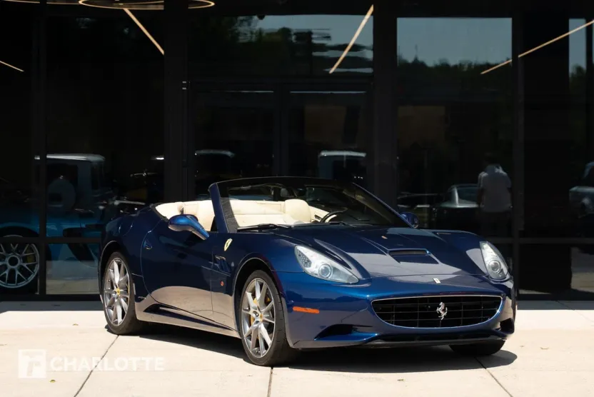 2011 Ferrari California photo 1