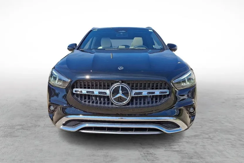 2026 Mercedes Benz GLA 250 4MATIC photo 1