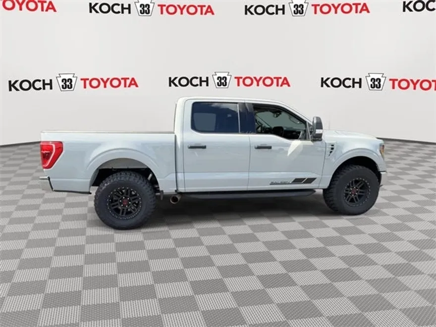 2023 Ford F-150 XLT photo 1