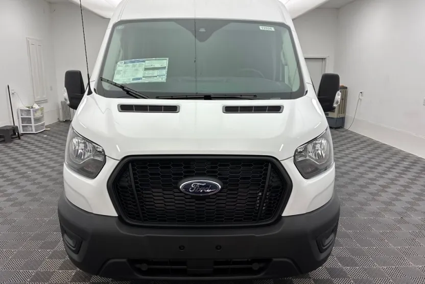 2025 Ford Transit Cargo Van photo 1