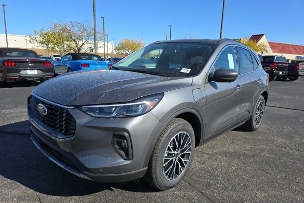 2025 Ford Escape Base photo 1