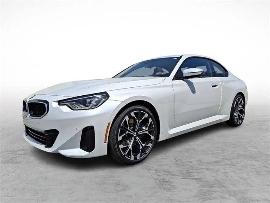 2025 Bmw 230i xDrive photo 1