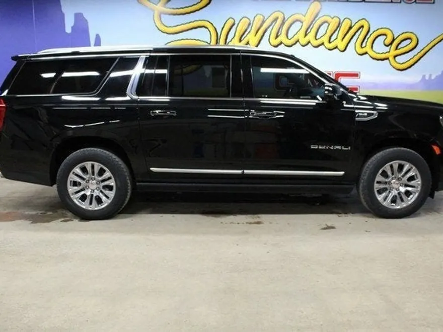 2022 Gmc Yukon XL Denali photo 1