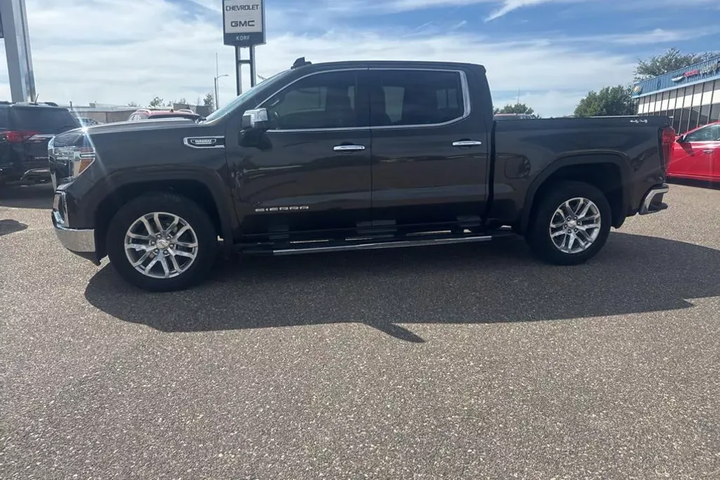 2021 Gmc Sierra 1500 SLT photo 1